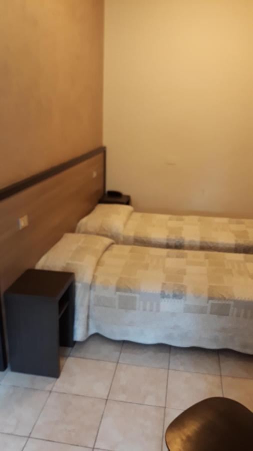 Hotel Salus Μιλάνο Εξωτερικό φωτογραφία