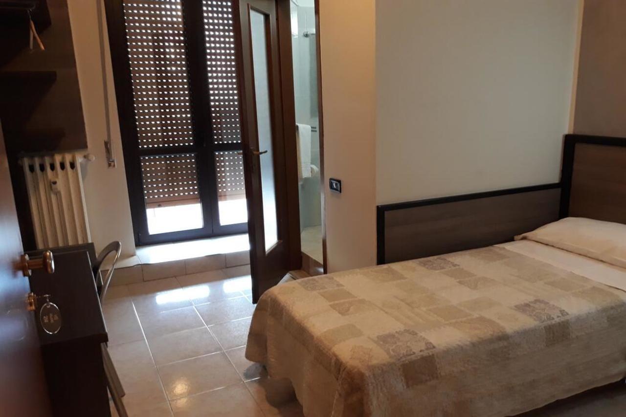 Hotel Salus Μιλάνο Εξωτερικό φωτογραφία
