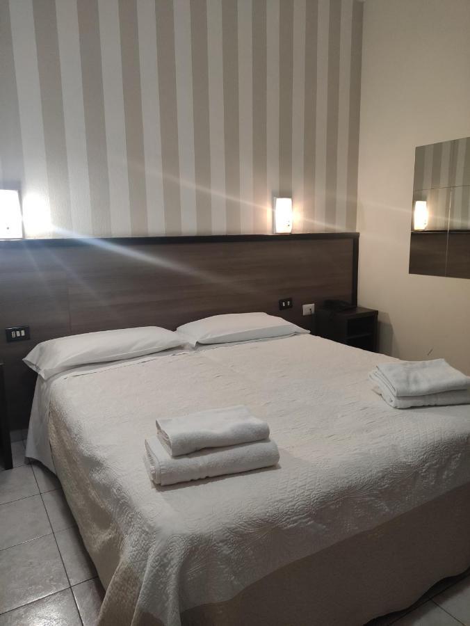 Hotel Salus Μιλάνο Εξωτερικό φωτογραφία