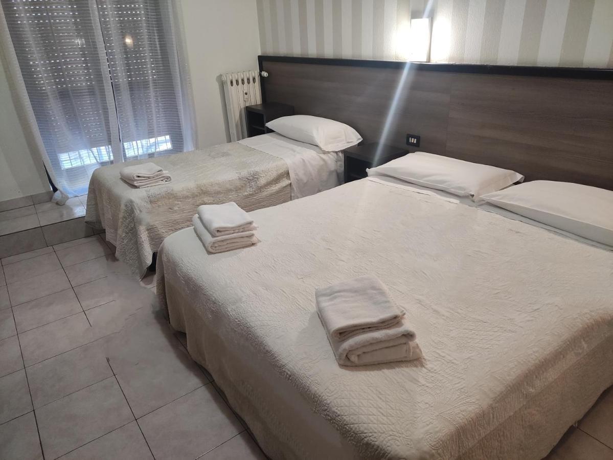 Hotel Salus Μιλάνο Εξωτερικό φωτογραφία