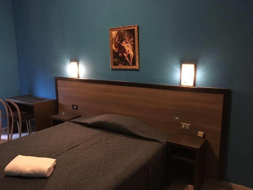 Hotel Salus Μιλάνο Εξωτερικό φωτογραφία