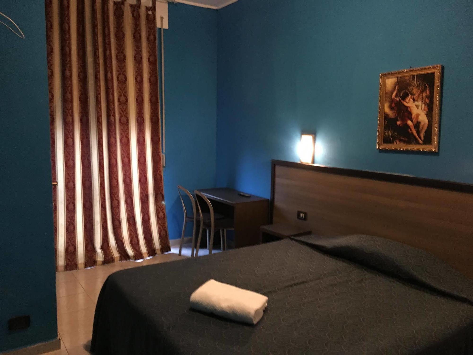 Hotel Salus Μιλάνο Εξωτερικό φωτογραφία